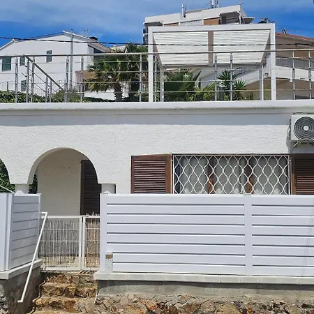 Casa Morisca Vistas Al Mar * Тосса-де-Мар